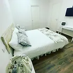 La Di Laura 3* Νάπολη